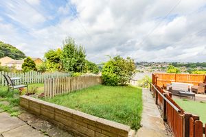 Woodside View